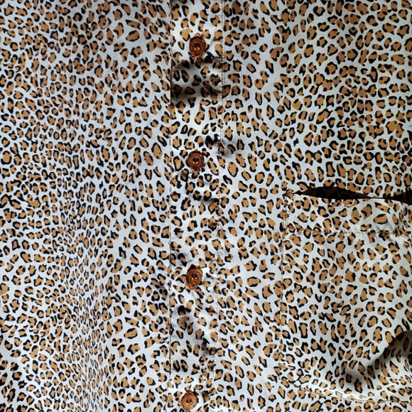 Silk Club Animal Print Button Down Shirt Large - Picture 4 of 8